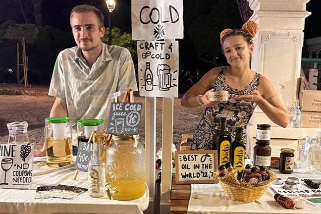 Sudjelovanje na 71. fešti Vina na Hvaru (Jelsa) u okviru sajma “Dalmacijo sve ti cvitalo”