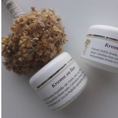 za lice s hijaluronskom kiselinom