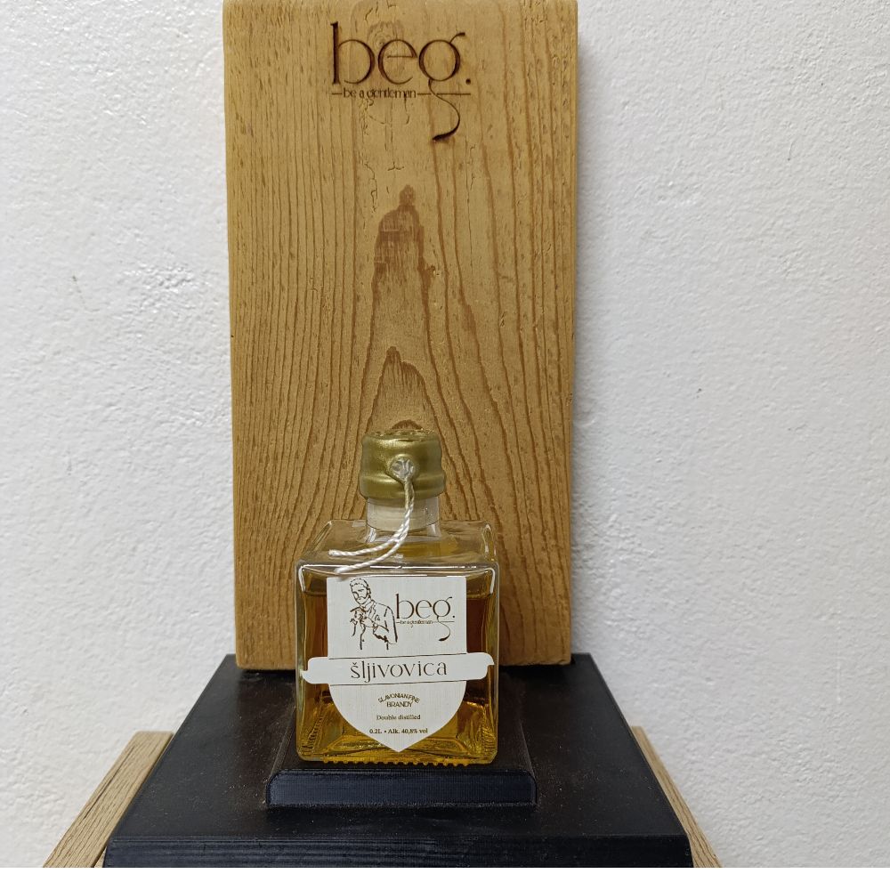 Šljivovica barrique premium thumbnail 3