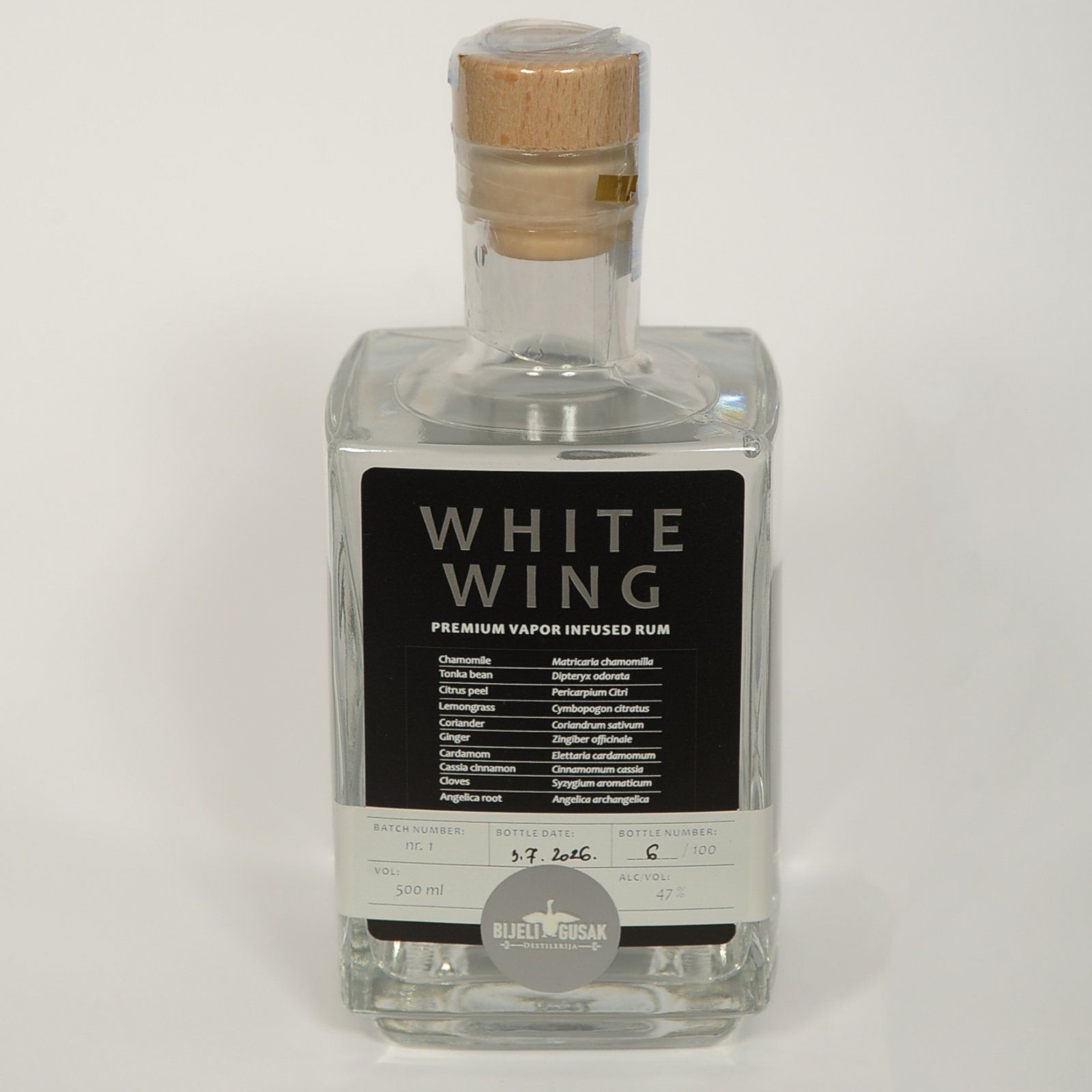 White wing - Image 1